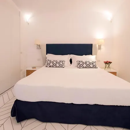Apartment My Exclusive Italy - Luxury With Penthouse, Pools And Sea View